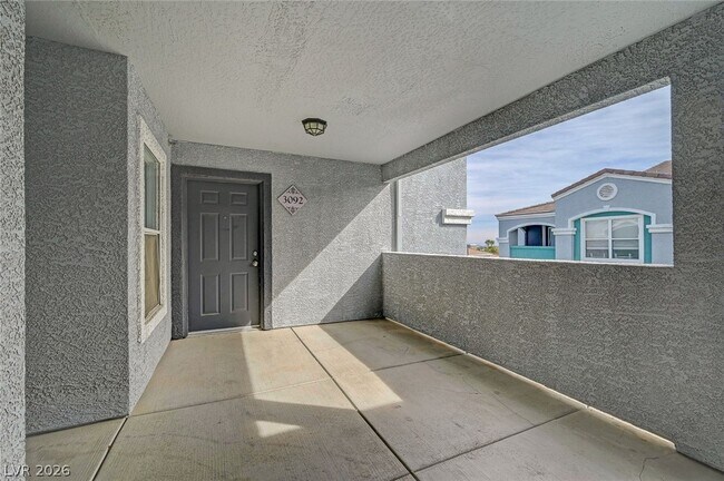 Foto del edificio - 6955 N Durango Dr