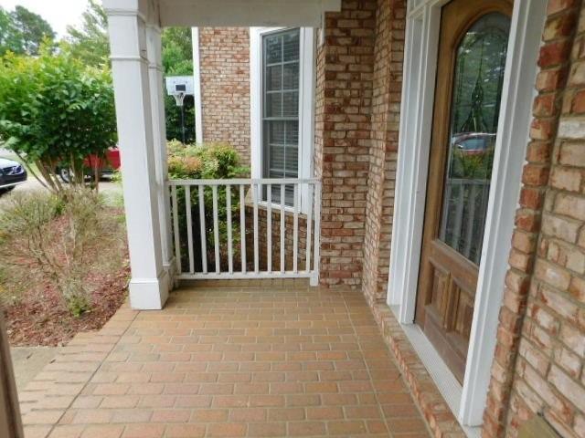 Foto del edificio - 2059 Hollowbrooke Way NW