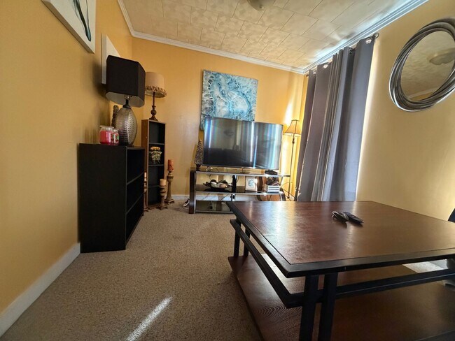 Foto del edificio - 602 N 6th St