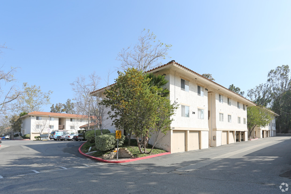 Foto principal - Shadow Hills Apartments