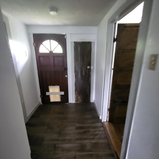 Foto del edificio - 418 N Mehnert St