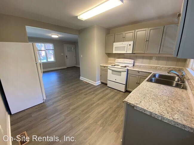 Building Photo - 2 br, 1 bath House - 213A E. Weatherspoon