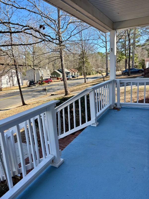 Foto del edificio - 1136 Chadford Rd