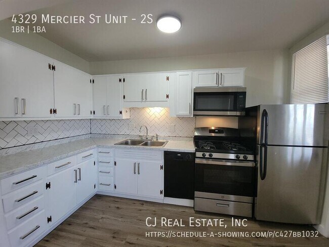 Foto del edificio - 4329 Mercier St