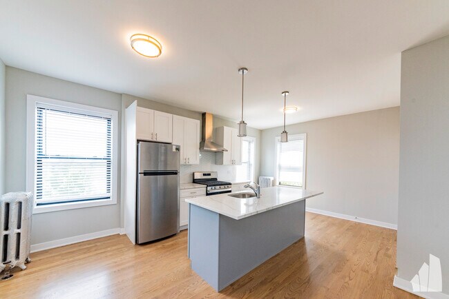 Foto del edificio - 3925 N Keeler Ave