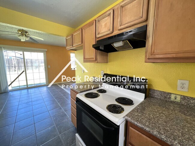 Foto del edificio - Charming Sacramento 3bd/2ba Home!