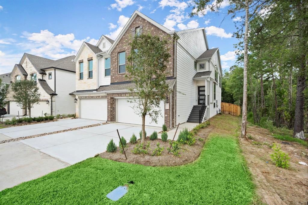 Primary Photo - 518 Longleaf Pine Dr