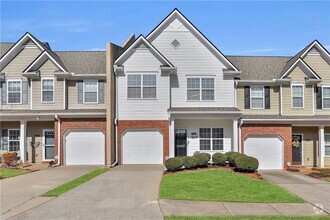 Building Photo - 2369 Suwanee Pointe Dr