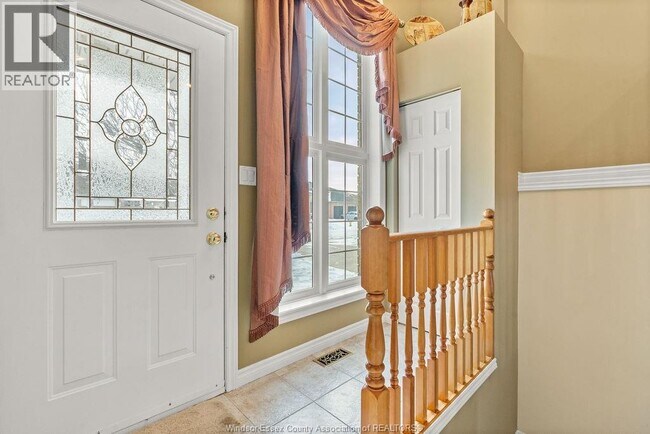 Photo du bâtiment - 11255 Timber Bay Crescent