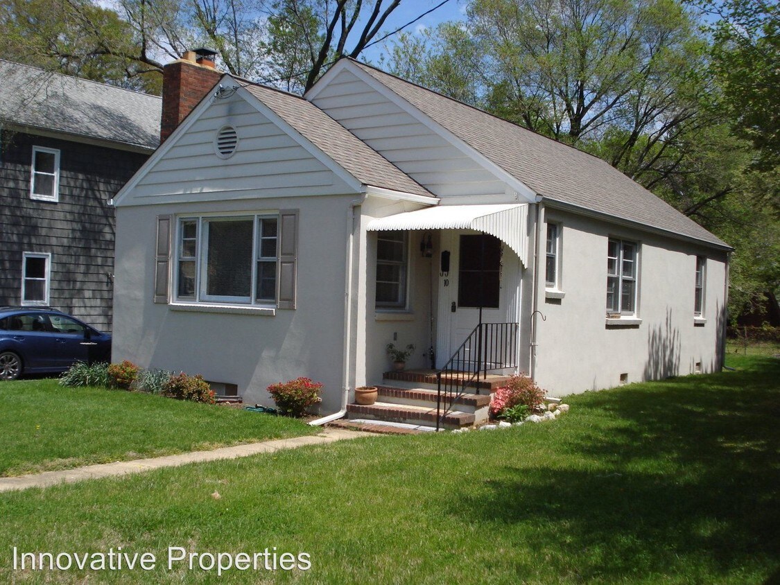 Primary Photo - 2 br, 1 bath House - 10 N Glen Ave