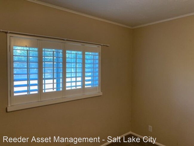 Building Photo - 1216 Waterside Cove