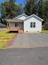 Building Photo - 247 Quinn Hill Ln