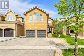 Building Photo - 5525 Heatherleigh Ave