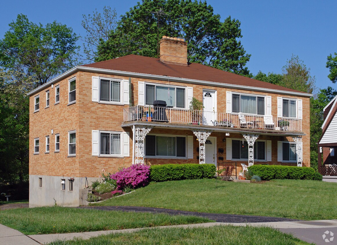 15 Arcadia Ave, Lakeside Park, KY 41017 Apartments in Lakeside Park