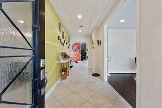 Building Photo - 28216 Beckwood Dr