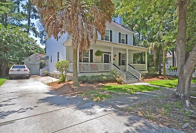 Foto del edificio - 604 Hamlet Square Ln