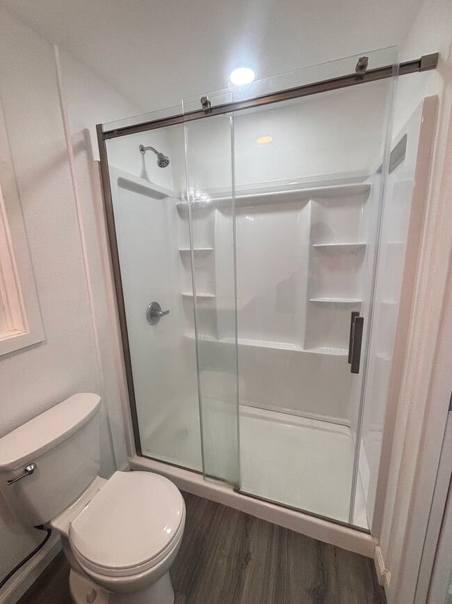 Building Photo - 1 Bedroom- $1600.00 Newly remolded-private yard