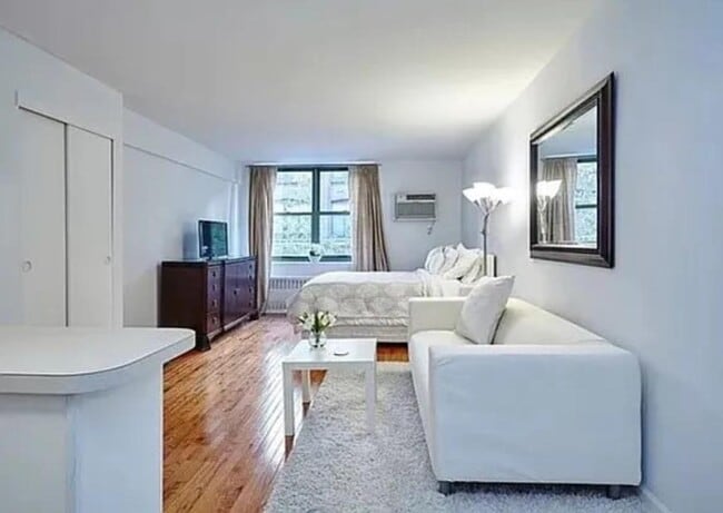Building Photo - 0 bedroom in New York NY 10010