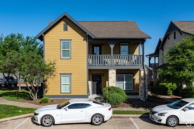 Las cabañas en College Station - The Cottages of College Station