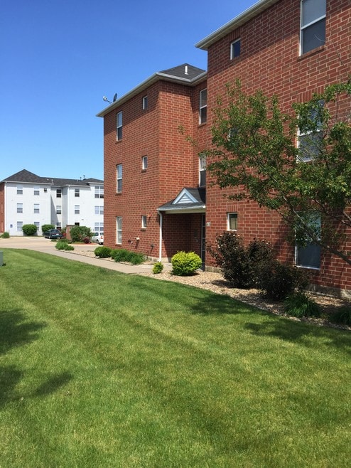 Building Photo - Miller Avenue Estates