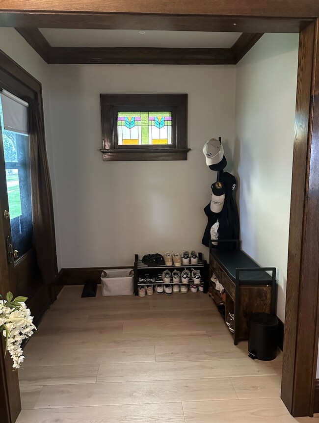 Entrada principal - 1552 S 58th St