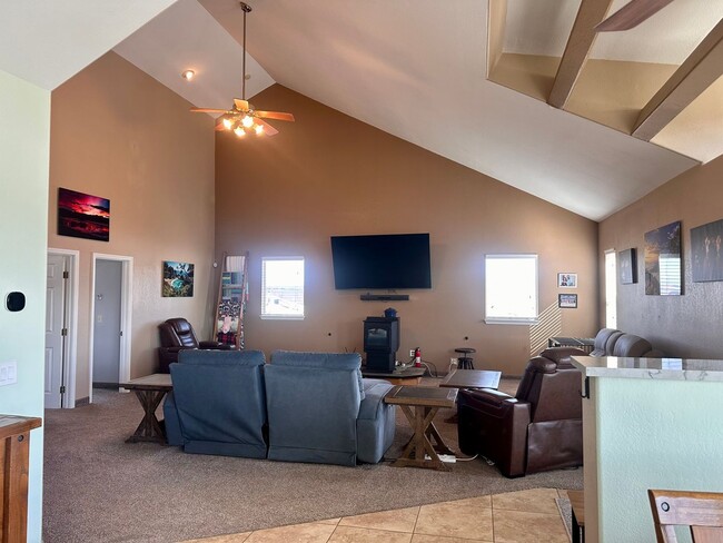 Building Photo - COMING SOON -For Rent: Unique 3 Bed / 2.5 ...