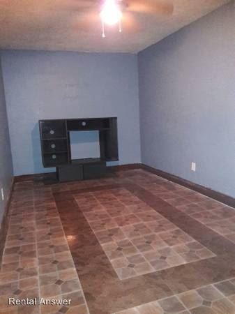 Foto del edificio - 15506 Evergreen Place Dr
