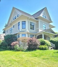 Building Photo - 2301 Rucker Ave