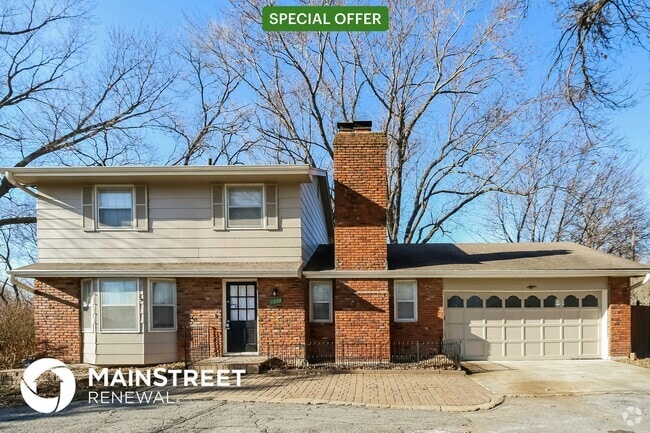 Building Photo - 2300 NW 85th Terrace