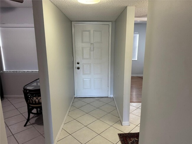 Building Photo - 7590 Tahiti Ln