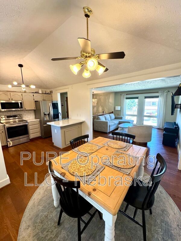 Foto del edificio - 8108 S 152nd Ave