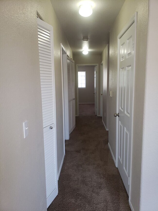Foto del edificio - 4730 E Craig Rd