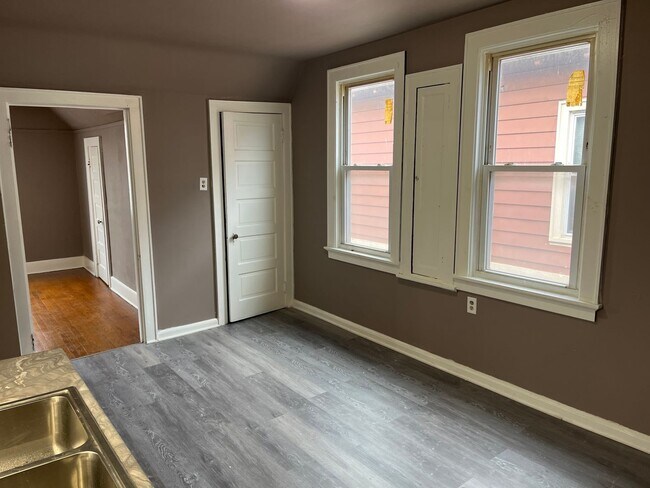 Foto del edificio - 3221 N 29th St