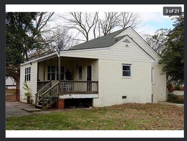 Building Photo - 2619 Hilliard Rd