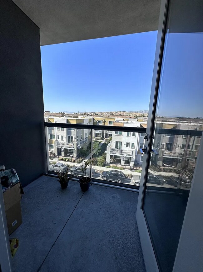 Foto del edificio - 5925 Charlotte Dr