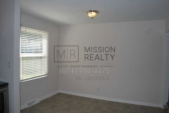 Foto del edificio - 8030 Willow Ave