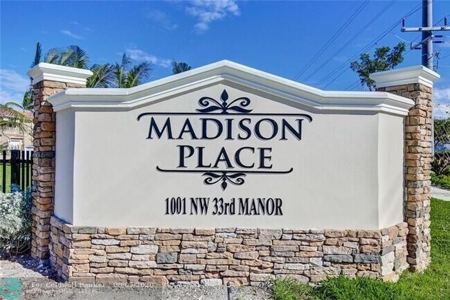 Foto del edificio - 3372 NW 10th Ave