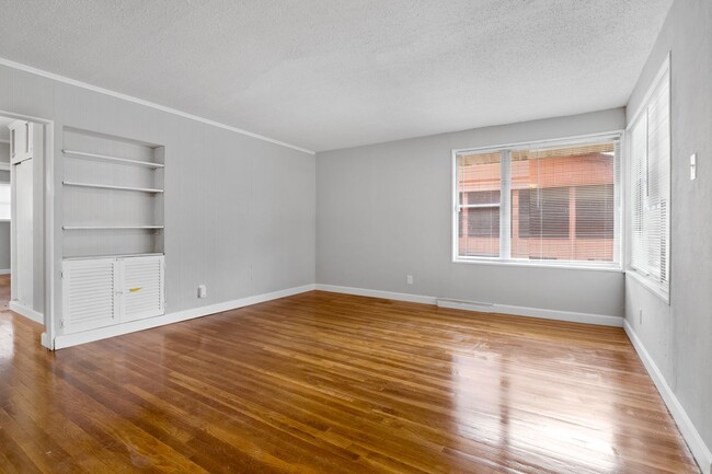 Building Photo - Single Family Ranch (3 Bed / 1 Bath) in Mo...