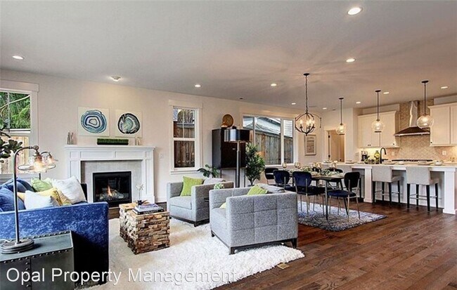Foto del edificio - 4 br, 3 bath House - 33154 Holly Avenue So...