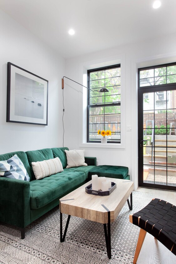 Foto principal - 452 Harman St
