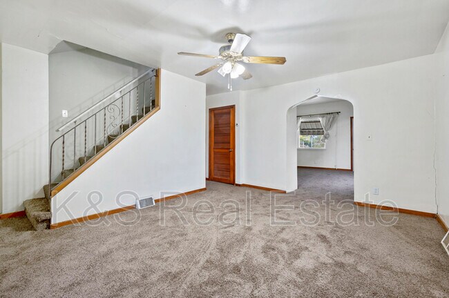 Building Photo - 709 Bennett St