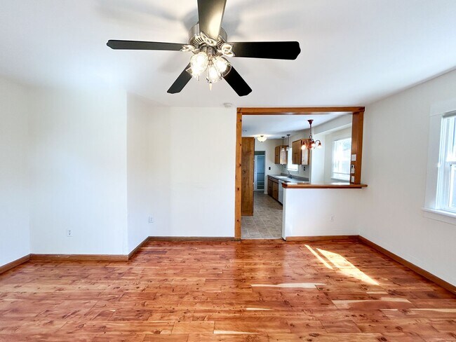 Foto del edificio - Two bedroom, One Bath House