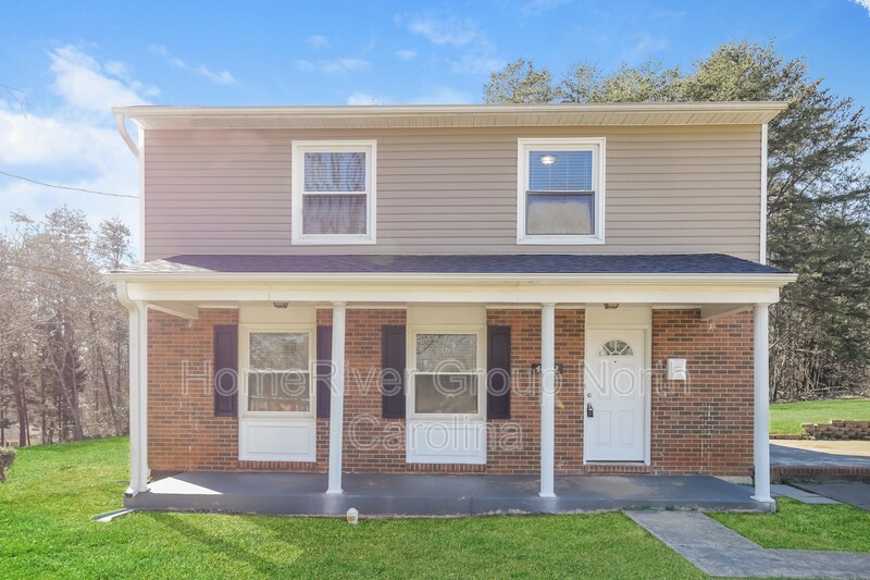 4222 Oak Ridge Dr, WinstonSalem, NC 27105 House Rental in Winston