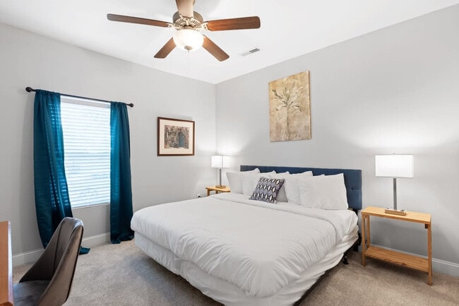 Foto del edificio - 2515 Bailey Ave