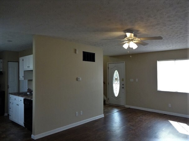 Foto del edificio - 1758 Roosevelt Drive