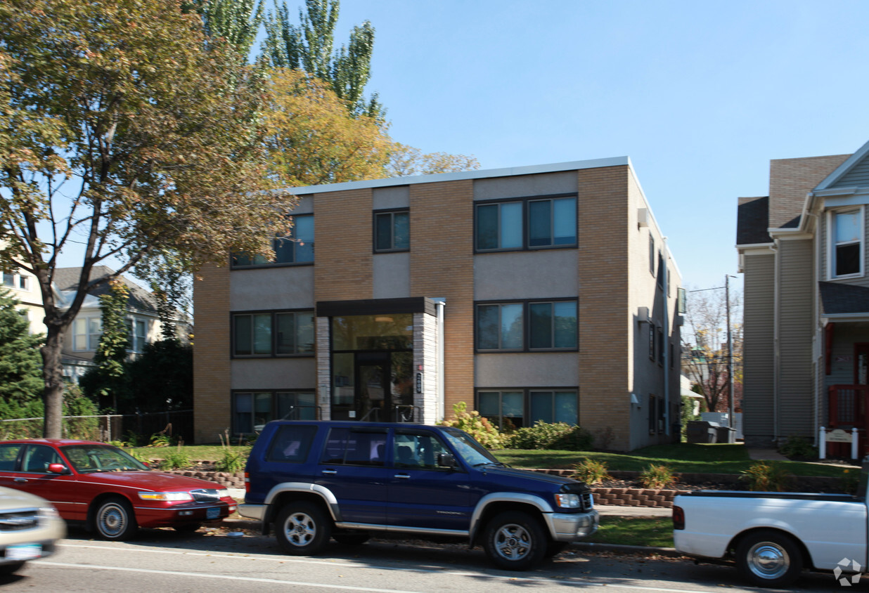 Foto del edificio - 2609 Portland Ave S