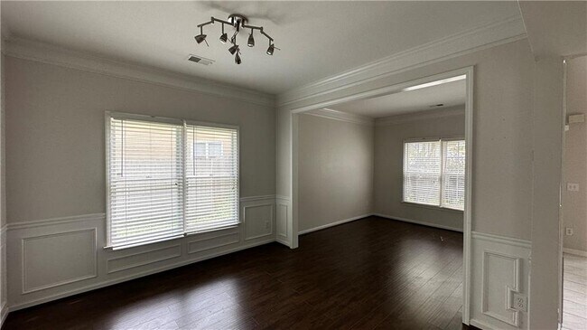 Foto del edificio - 205 Foe Creek Ct