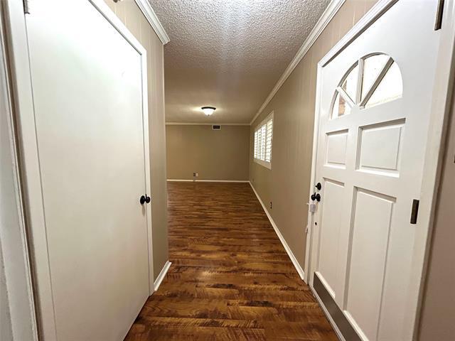 Foto del edificio - 613 W Redbud Dr