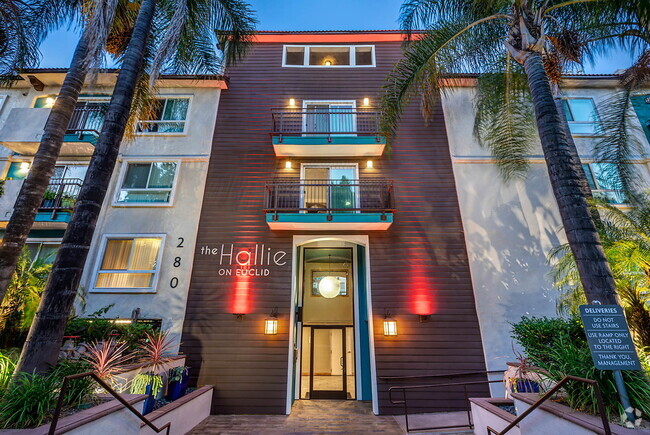 Building Photo - The Hallie