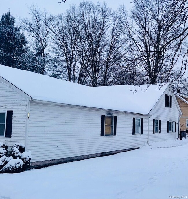 Building Photo - 980 US-209